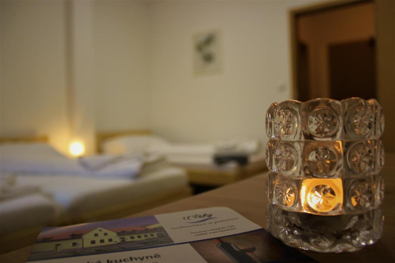 Penzion A Restaurace U Reky Ledeč nad Sázavou Kültér fotó