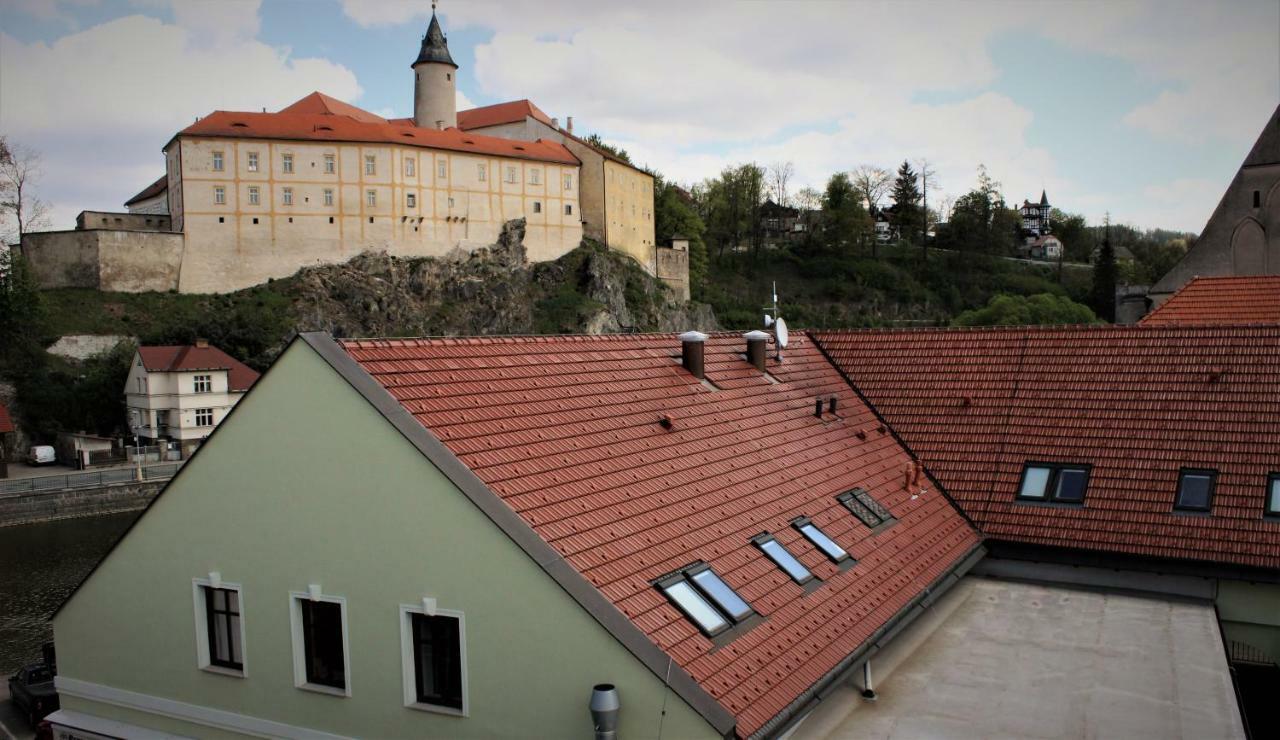 Penzion A Restaurace U Reky Ledeč nad Sázavou Kültér fotó