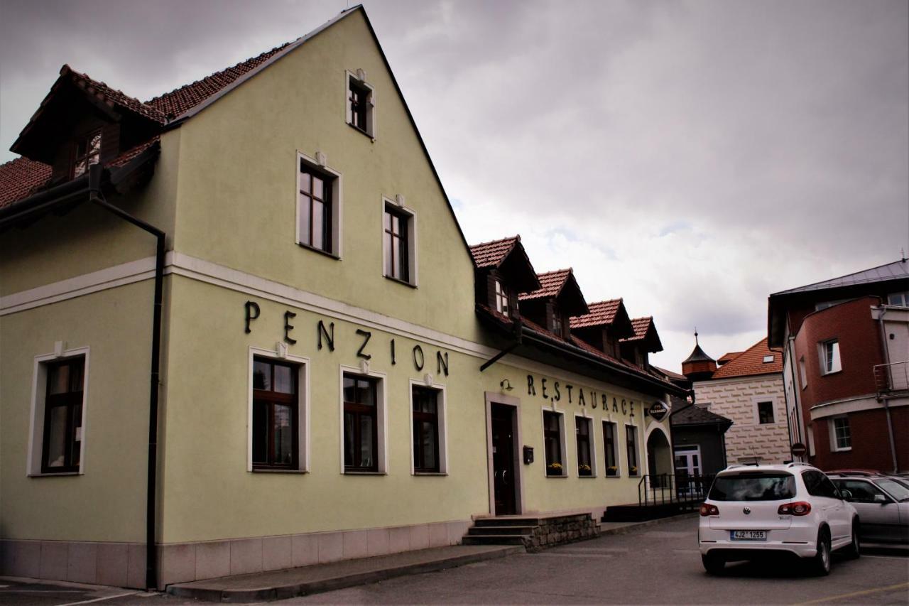 Penzion A Restaurace U Reky Ledeč nad Sázavou Kültér fotó